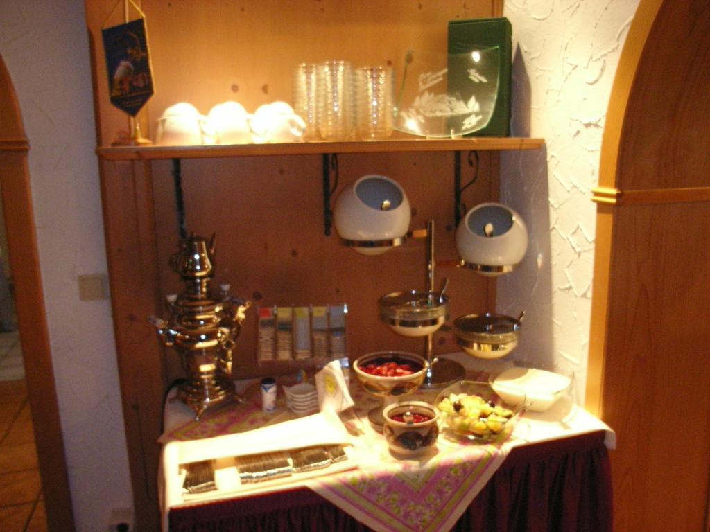 Hotel Und Restaurant Koehlerhuette - Fuerstenbrunn Beierfeld エクステリア 写真